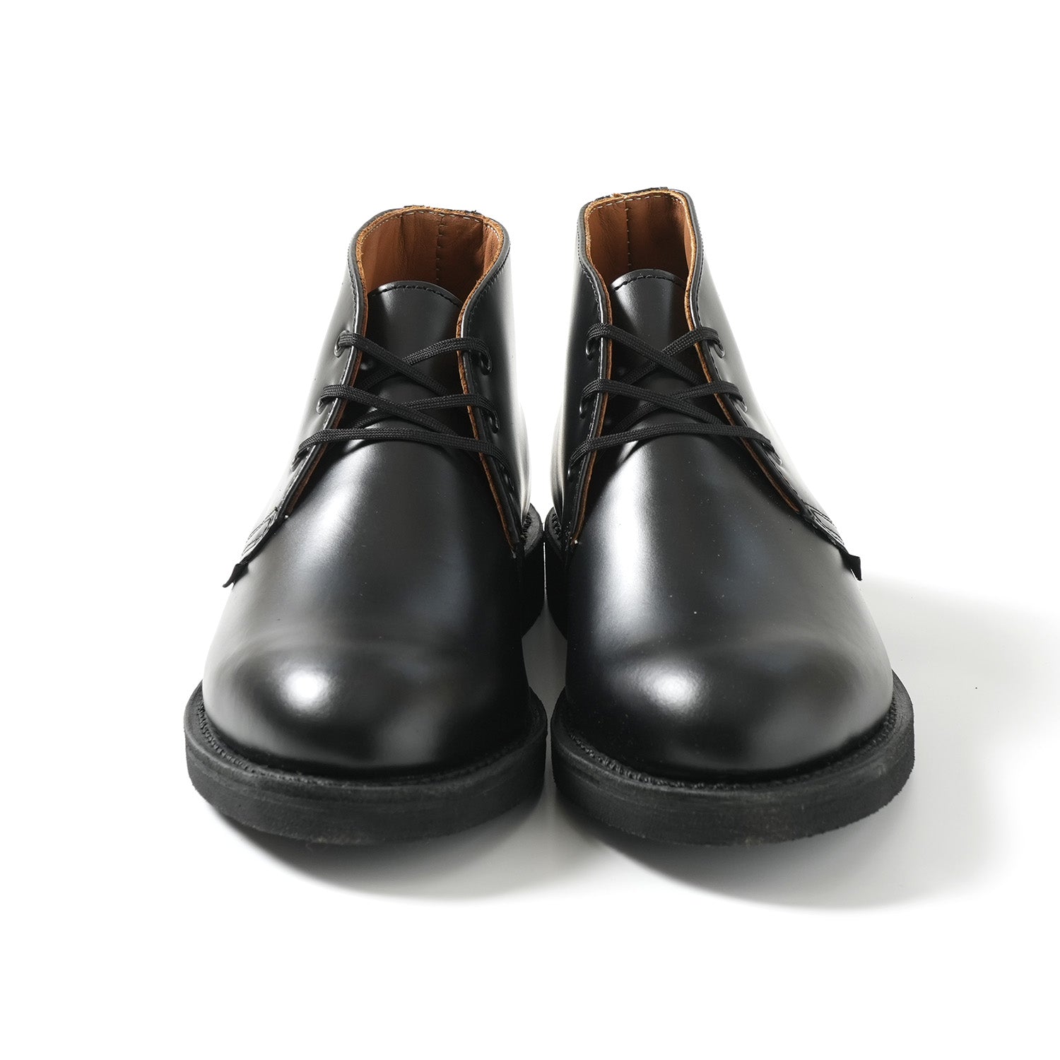 RED WING レッドウイング ワークブーツ “POSTMAN CHUKKA BLACK” Style